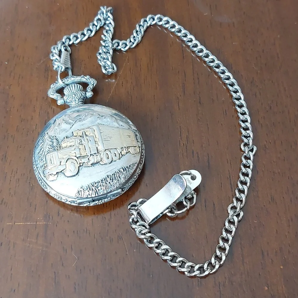 Vintage WATCH IT Big Truck Hunter Forest Pointer Quartz Pocket Watch Japan Movt